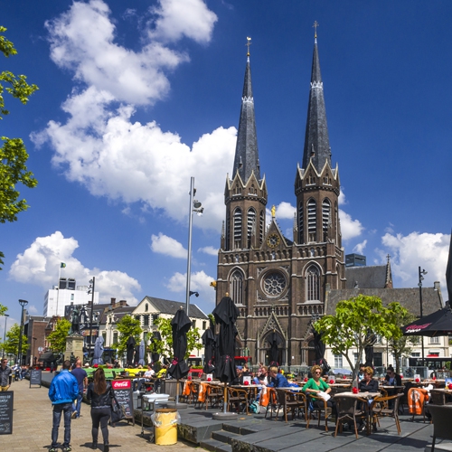 Square De Heuvel