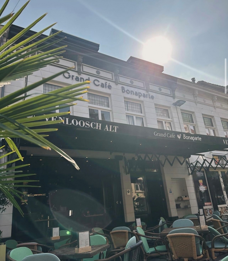 Grand Cafe Bonaparte